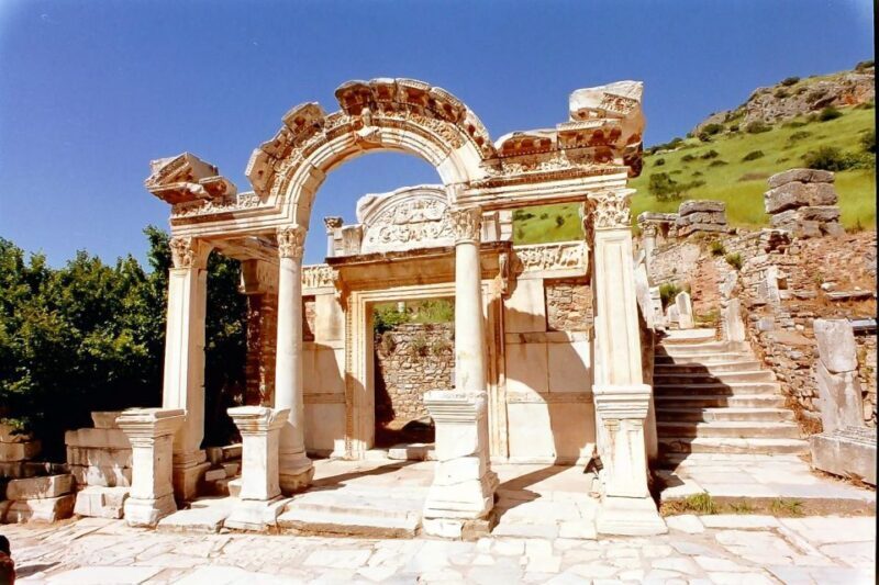 Explore Ephesus: Virgin Marry & Artemis with Lunch & Ticket - Explore Ephesus: Virgin Mary & Artemis with Lunch & Ticket