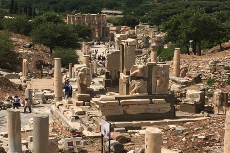 Explore Ephesus: Virgin Marry & Artemis with Lunch & Ticket - Why This Tour Offers Good Value