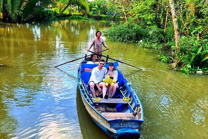 Explore Floating Market with Local People - Summing It Up