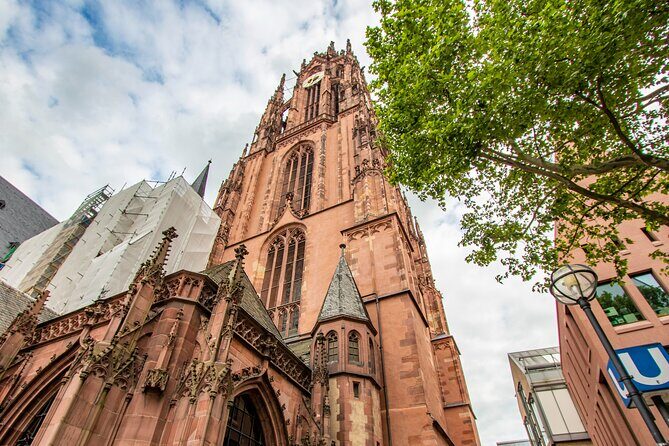 Explore Frankfurt in 60 minutes with a Local - A Closer Look at the Tour Experience