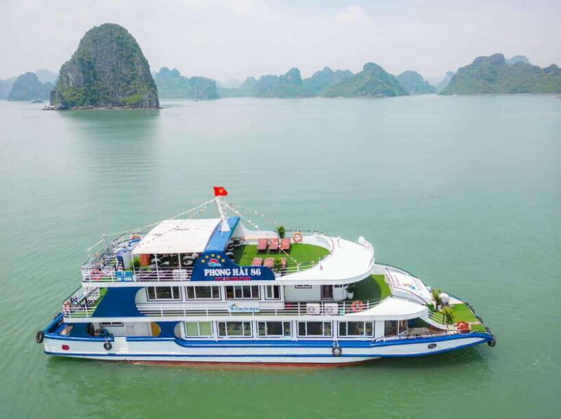 Explore Halong Bay on the BEST Day Cruise with Kayak & Lunch - A Detailed Look at the Halong Bay Day Cruise