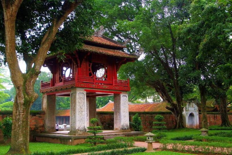 Explore Hanoi Old City By Cycling Tour With Small Groups - Key Points
