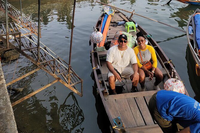 Explore Hoi An ancient town and local villages with a local guide - Key Points