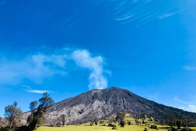 Explore Iconic Irazú & Hidden Turrialba Volcanoes with a Local - The Active Turrialba Volcano