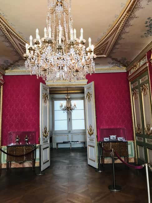 Explore Iconic Masterpieces At The Louvre Museum - FAQ