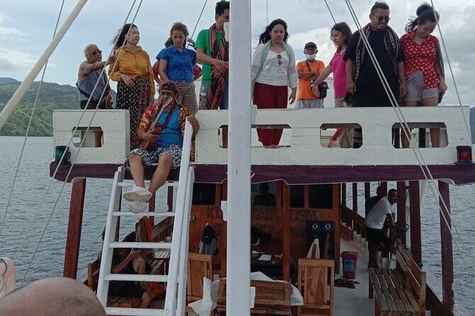 Explore Komodo and Swim with Whale Sharks - Who Will Love This Tour?