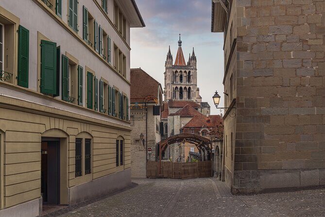 Explore Lausanne in 60 minutes with a Local - Exploring Lausanne in a Nutshell