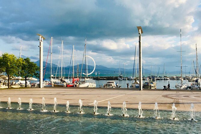 Explore Lausanne in 60 minutes with a Local - Key Points