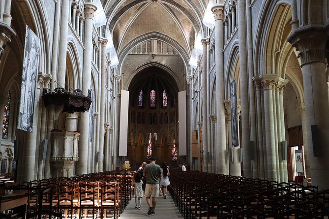 Explore Lausanne in 60 minutes with a Local - Who Should Consider This Tour?