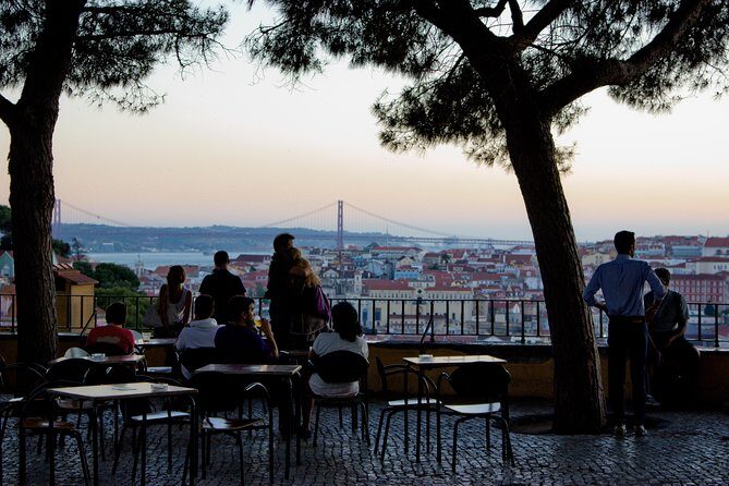 Explore Lisbon by Tuk Tuk: History & Viewpoints - Historic Landmarks and Neighborhoods