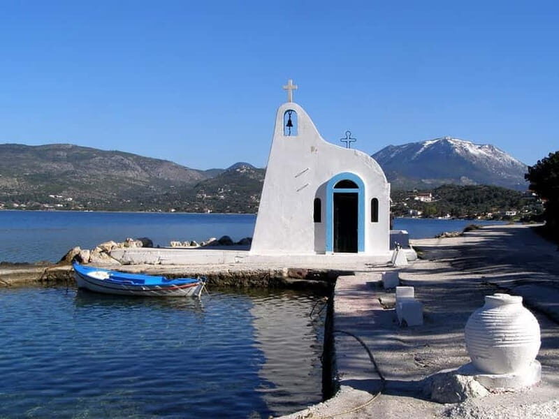 Explore Loutraki & Lake Vouliagmeni: Nature and Relaxation - An In-Depth Look at the Loutraki & Lake Vouliagmeni Tour