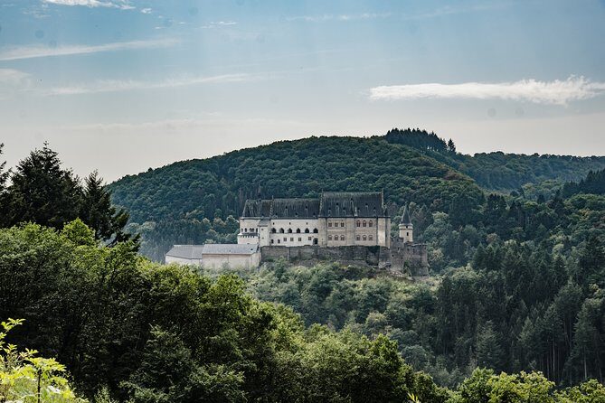 Explore Luxembourg in 60 minutes with a Local - Key Points