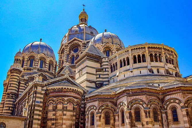 Explore Marseilles Art and Culture with a Local - Key Points
