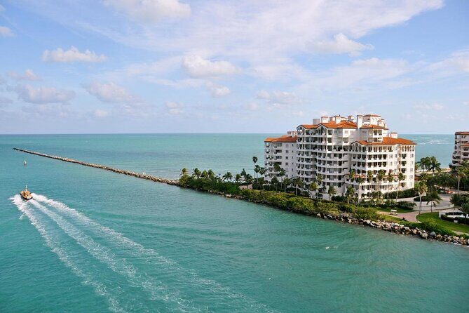 Explore Miami with a Private Boat Excursion - Explore Miami with a Private Boat Excursion