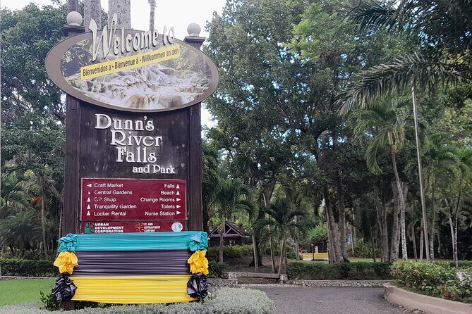 Explore Montego Bay Tour Bamboo Rafting Rum PelicanBar Rick'sCafe - Key Points