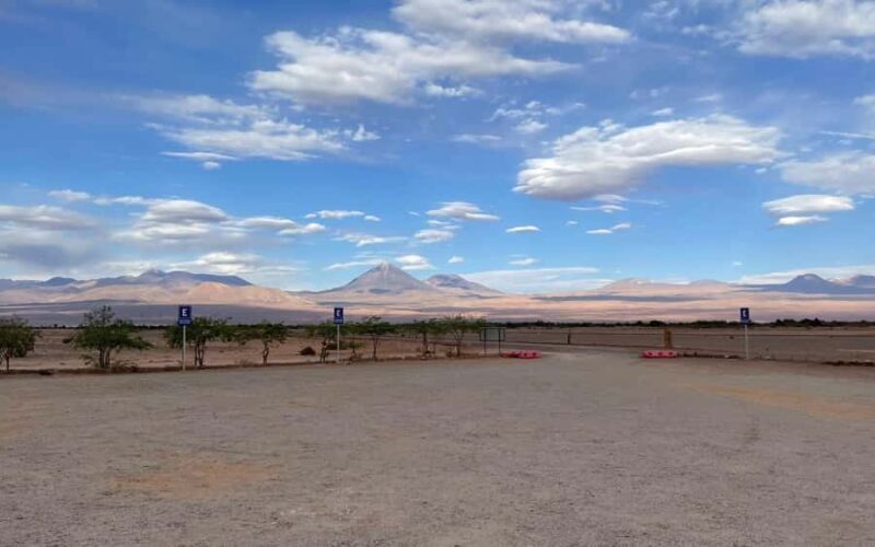 Explore Moon Valley with Sunset, Snacks and Refreshments - Exploring Moon Valley with Sunset, Snacks, and Refreshments: An Authentic Adventure in North Chile