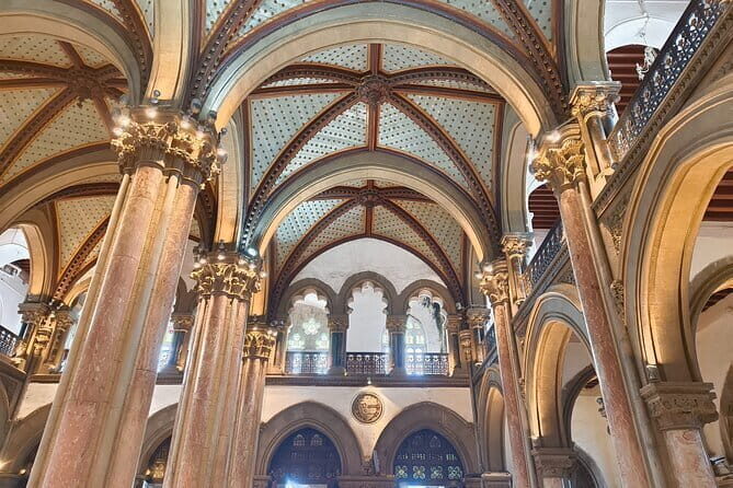 "Explore Mumbai : The City of Dreams with Historic Locations" - Who Will Enjoy This Tour?