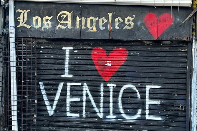 Explore Muscle Beach Venice Canals on Los Angeles Bike Tour - The Sum Up