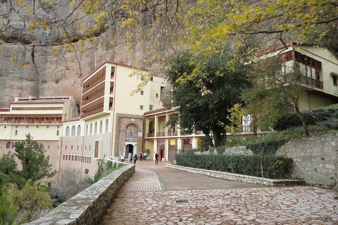 Explore nature & history in Kalavryta - Why This Tour Works Well