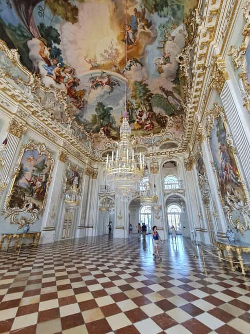 Explore Nymphenburg Palace with an Architect & Guide - In-Depth Review: The Tour Experience