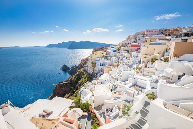 Explore Oia(IA) - Private Guided Tour - Who Will Love This Tour?