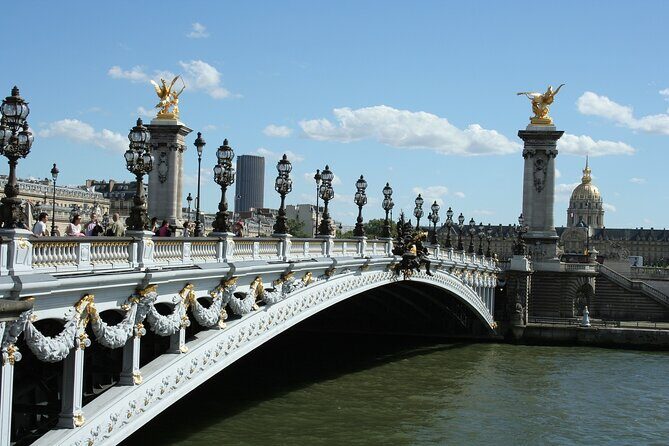 Explore Paris in 90 minutes with a Local - A Closer Look at the Paris in 90 Minutes Tour