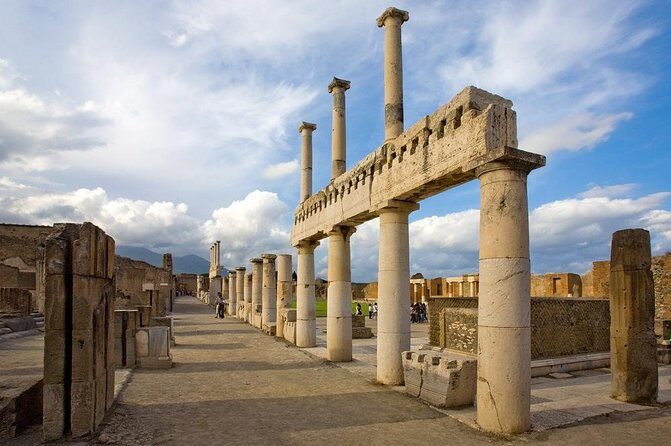 Explore Pompeii: Half-Day Highlights Tour with Pickup from Naples - A Deep Dive into the Pompeii Highlights Tour