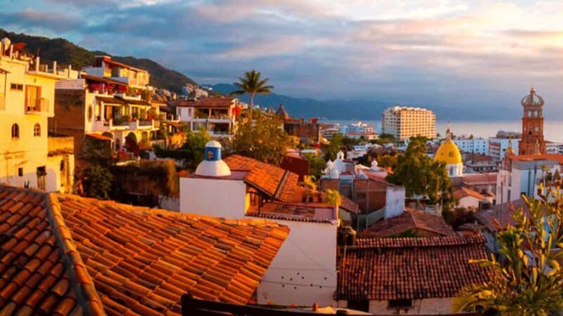 Explore Puerto Vallarta and Eden Park - Key Points
