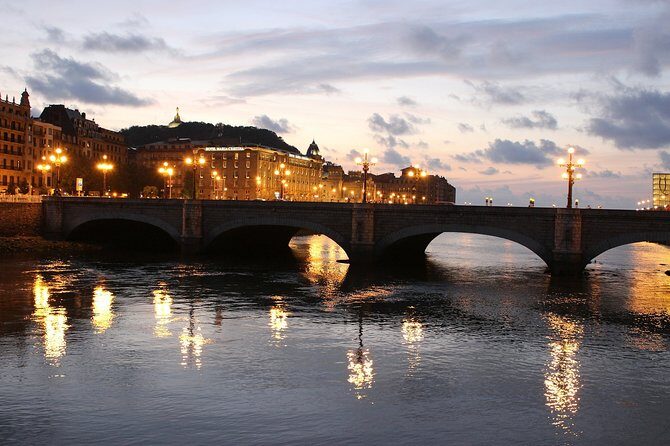 Explore San Sebastian in 60 minutes with a Local - Key Points