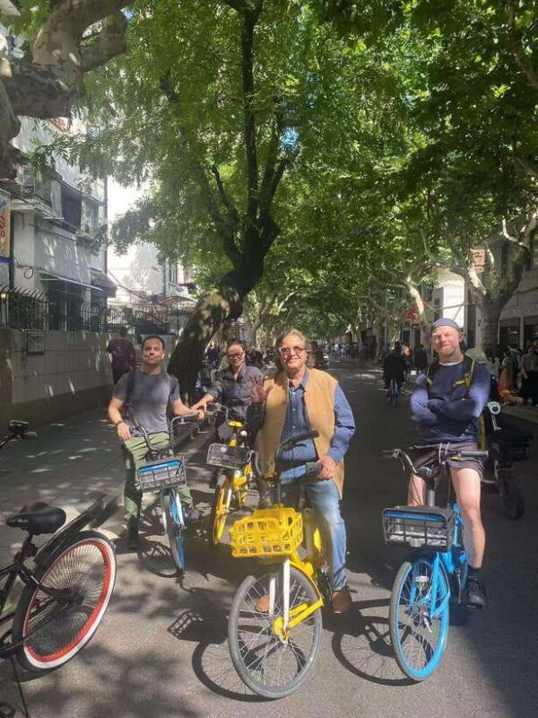 Explore Shanghai's Old Town & Suzhou River by Bike - Why Choose a Bike Tour in Shanghai?