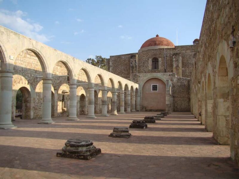 Explore Sierra Norte: Culture, Nature, and Craftsmanship. - Authenticity and Value