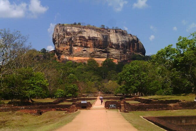 Explore Sigiriya, Kandy,Nuwaraeliya,Galle From Colombo - Key Points