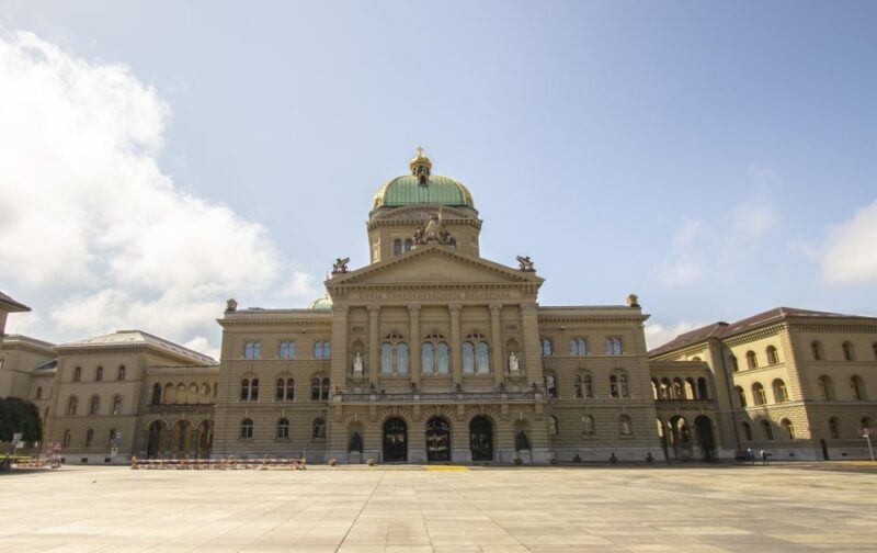 Explore the best guided intro tour of Bern with a Local - A Deep Dive into Bern’s Guided Introduction Tour
