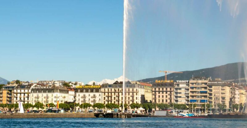 Explore the best guided intro tour of Geneva with a Local - Who Will Love This Tour?