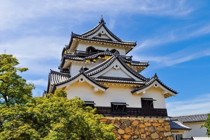 Explore the Historic Castle Town of Hikone from Osaka - Why This Tour Offers Good Value
