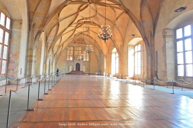 Explore the Historic Prague Castle: Private Half-Day Walking Tour - Practical Tips for Your Tour