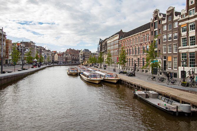 Explore the Instaworthy Spots of Amsterdam with a Local - A Closer Look at the Itinerary