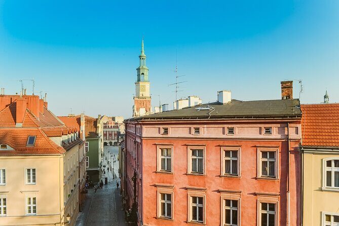Explore the Instaworthy Spots of Poznan with a Local - A Deep Dive into the Poznan Insta-Spot Tour
