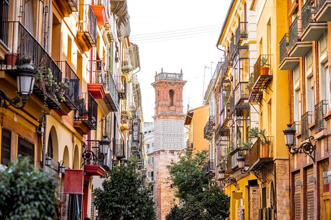 Explore the Instaworthy Spots of Valencia with a Local - Explore the Instaworthy Spots of Valencia with a Local