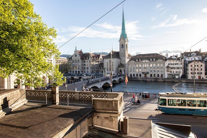 Explore the Instaworthy Spots of Zurich with a Local - In-Depth Look at the Itinerary