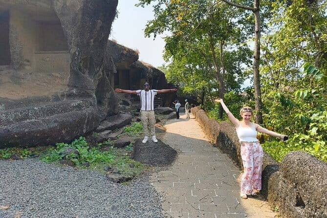 Explore The Kanheri Caves : The Ancient Buddhist Settlement - In-Depth Review of the Kanheri Caves Tour