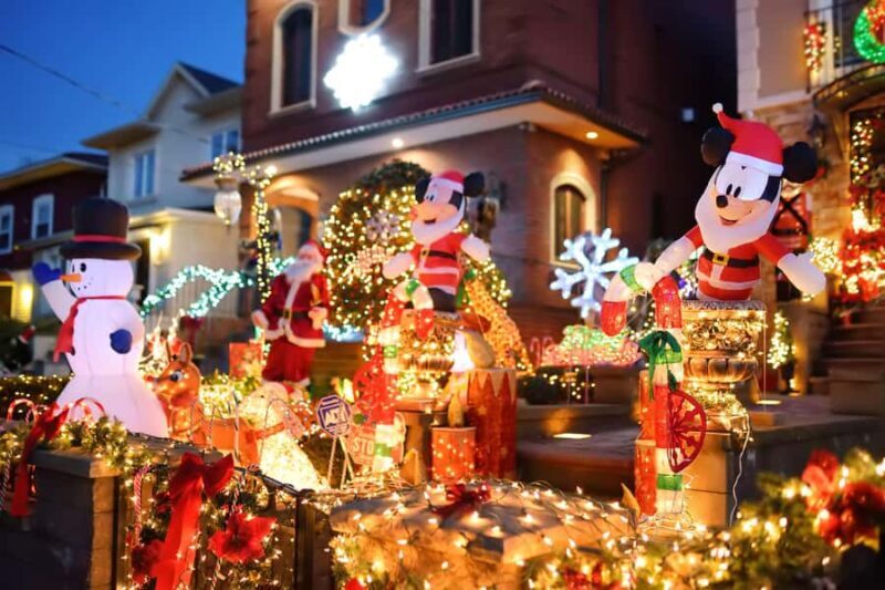 Explore the Magic of Christmas Lights in NYC's Dyker Heights - The Experience in Detail