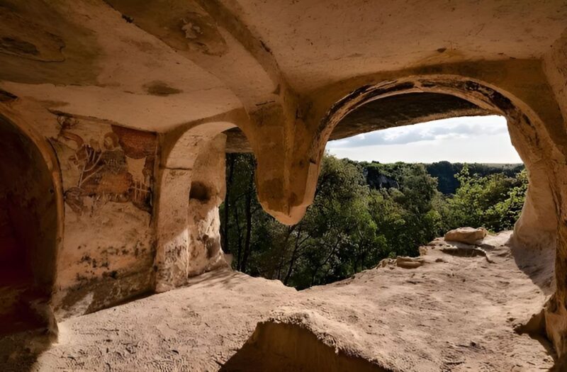 Explore the Murgia Materana UNESCO Park (Italiano & Espanol) - Exploring the Murgia Materana UNESCO Park: A Journey Through Time and Nature