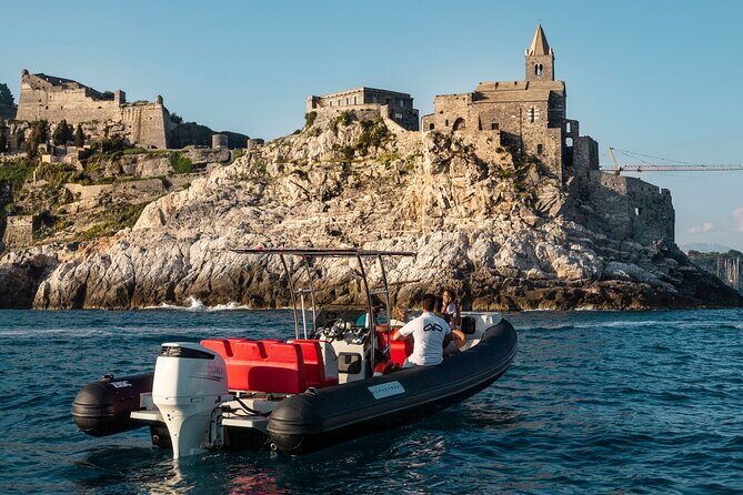 Explore the secrets of the Gulf of Poets and Cinque Terre by sea - FAQ