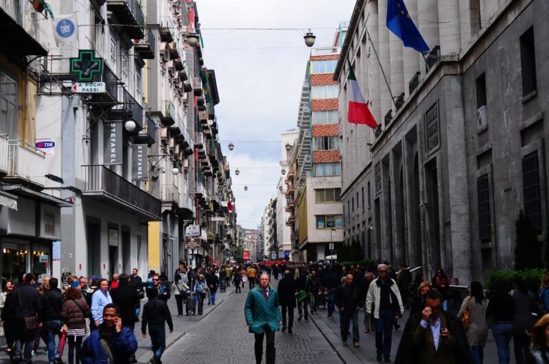 Explore Urban Art in Naples' Vibrant Spanish Quarter Streets - A Deep Dive into the Naples Spanish Quarter Tour: What You Can Expect