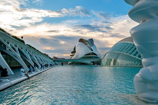 Explore Valencias Art and Culture with a Local - FAQ
