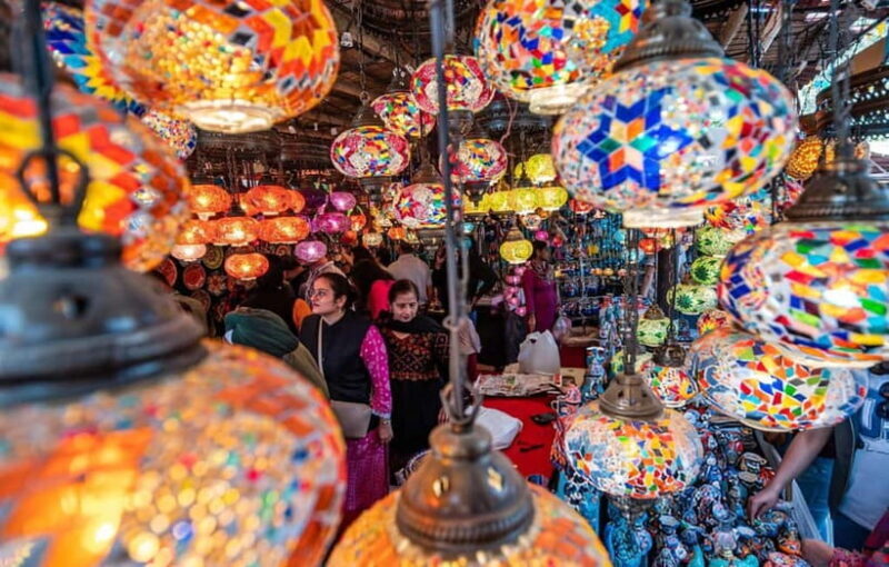 Exploring Chennai Bustling Markets: Guided Tour by Foot - A Close Look at the Market Tour Experience