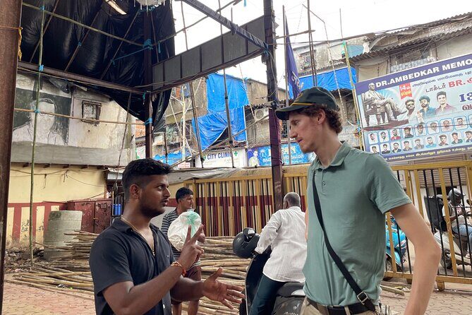 Exploring Dharavi: Mumbai's Walking Slum Tour - Key Points