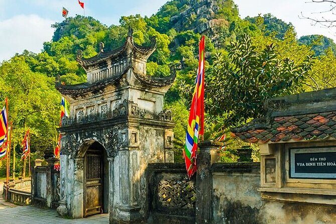 Exploring Hoa Lu - Tam Coc in Ninh Binh - Full Day - Practical Details and Tips