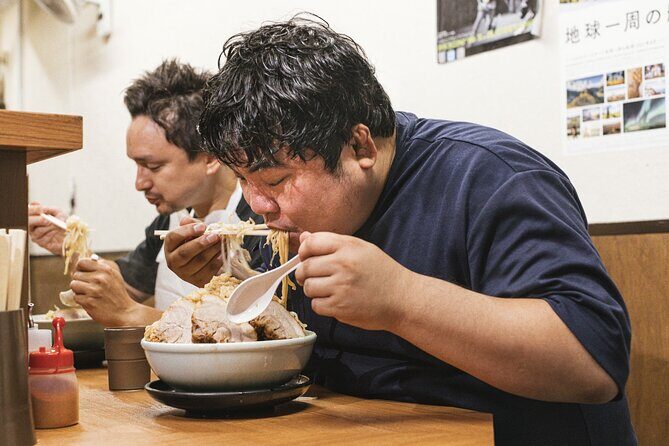 Exploring Hokkaido Nightlife Susukino Evening Walking Tour - Asahiyama Kinen Koen — A Peaceful Viewpoint